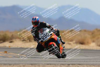media/Mar-21-2025-CVMA Friday Practice (Fri) [[30cd4fe323]]/5-Racer 4/Session 4 (Turn 16)/